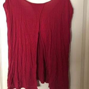 Open back red tshirt